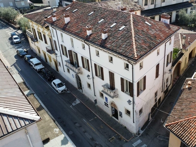 Villa in vendita a Salo' Brescia Salò