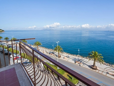 Appartamento con 2 stanze a Porto Santo Stefano, a 80 m dalla spiaggia con vista mare, balcone e Wifi
