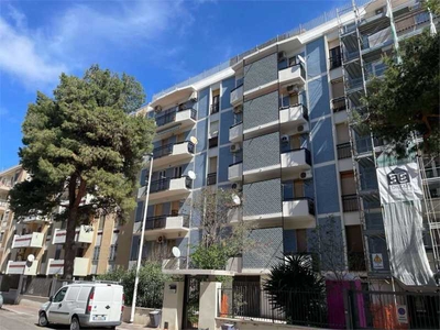 appartamento in Affitto ad Cagliari - 1000 Euro