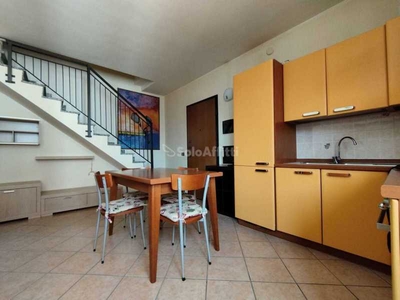 Appartamento in Affitto ad Solbiate con Cagno - 750 Euro