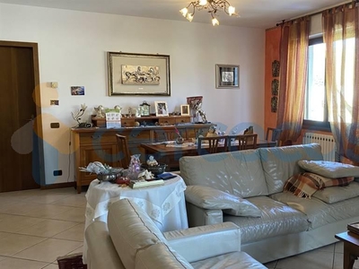 Appartamento in ottime condizioni, in vendita in Via Guglielmo Marconi, Ranica