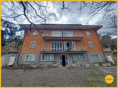 Appartamento in vendita a Lizzano in Belvedere via Madonna dell'Acero, 13