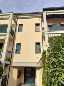 Appartamento in vendita a Sala Bolognese via zanarini
