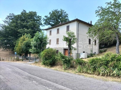 Appartamento in vendita a San Benedetto Val di Sambro via Toscana, 89
