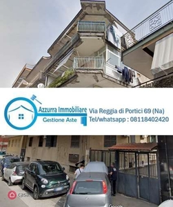 Appartamento in Vendita in a Napoli