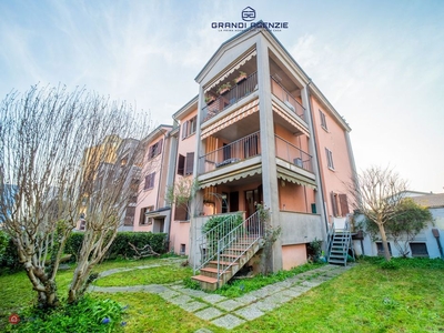 Appartamento in Vendita in Strada Bergonzi 73 a Parma