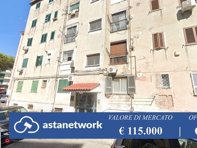 Appartamento in Vendita in Via Enrico Forzati 19 a Napoli