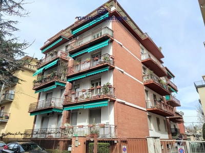 Appartamento in Vendita in Via Ferdinando Orlandi a Parma