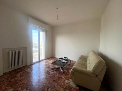 Appartamento in Vendita in Via Milano a Parma