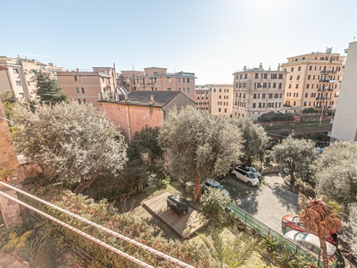 Appartamento - Più di 5 locali a Nervi, Genova