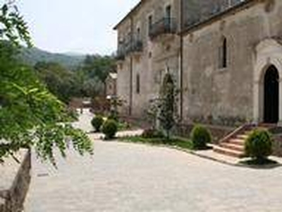 Appartamento a Rossano con terrazza, giardino e idromassaggio