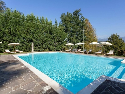 Private villa with swimming pool in Tuscany