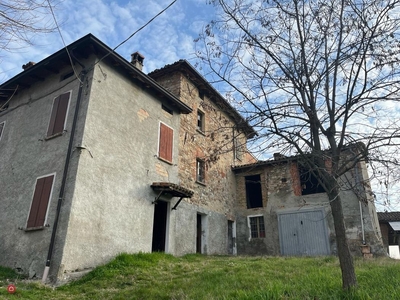 Rustico/Casale in Vendita in Sant'andrea Bagni a Medesano