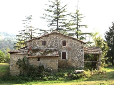 Rustico in vendita a Loiano via Sabbioni