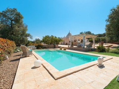 Trullo Milù con Piscina by Apuliarentals