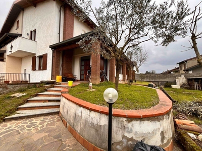 Vendita Villa, in zona STRADELLA, GAMBOLO'