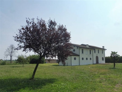 Villa a Concordia Sulla Secchia