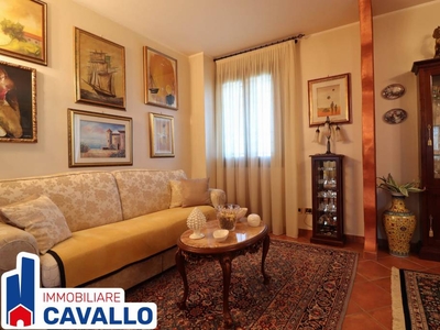 Villa Bifamiliare in vendita a Castel Guelfo di Bologna via Alcide De Gasperi