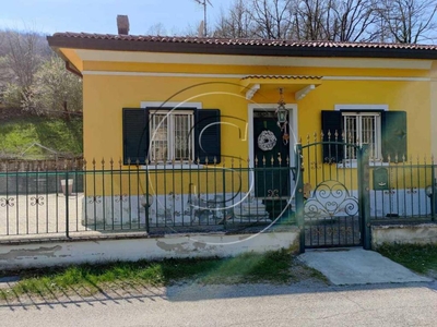 Villa Bifamiliare in vendita a Castiglione dei Pepoli
