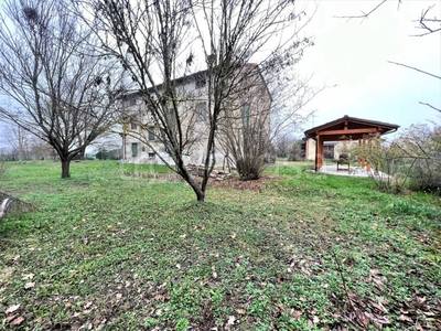 Villa Bifamiliare in vendita a Crevalcore via del Galletto Vicinale, 868