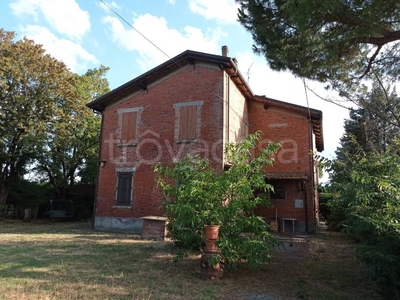 Villa Bifamiliare in vendita a Dozza