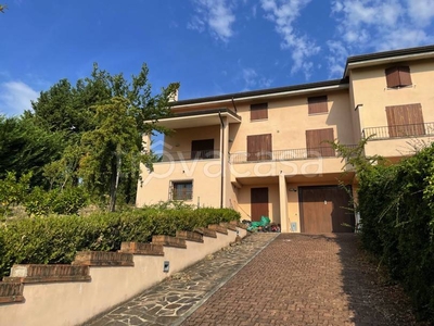 Villa Bifamiliare in vendita a Imola