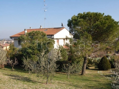 Villa Bifamiliare in vendita a Imola via Alfredo Grilli
