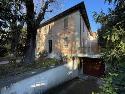 Villa Bifamiliare in vendita a Imola via Carlo Goldoni