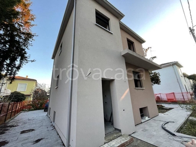 Villa in vendita a Imola via Paolina Liverani