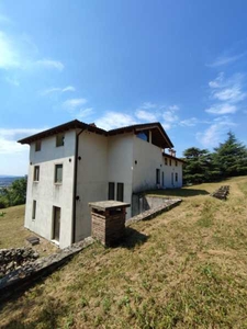 Villa in Vendita ad Cornedo Vicentino - 1000000 Euro