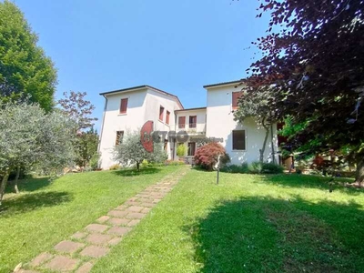 Villa in Vendita ad Cornedo Vicentino