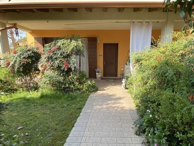 Villa a Schiera in Vendita ad Montichiari - 270000 Euro