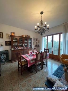 Appartamenti Montegiorgio Via Crocedivia 7 cucina: A vista,