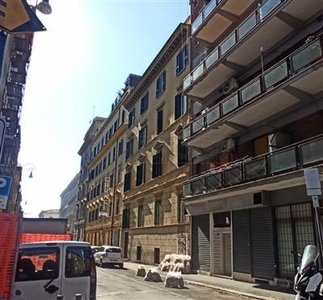 Appartamento - Tricamere+studio a Roma