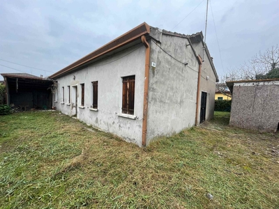 Casa singola in Via Villa del Bosco 76 a Pontelongo