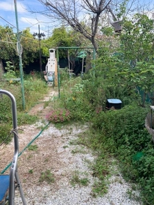 Quadrilocale con giardino, Livorno sorgenti