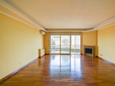 Appartamento di lusso di 169 m² in affitto Viale Cortina d'Ampezzo, 60, Roma, Lazio