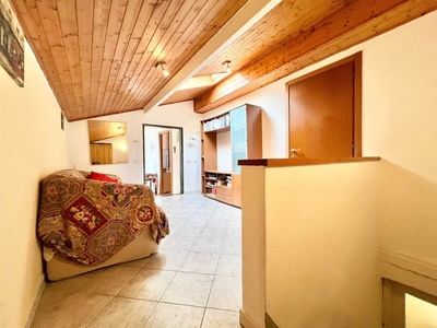 Appartamento indipendente in vendita 3 Stanze da letto a La Spezia