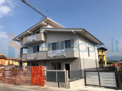 Appartamento Trilocale di nuova costruzione, in vendita in Via Custroza, Seriate