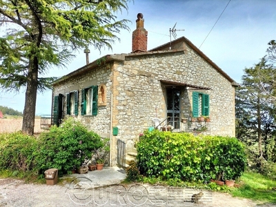 Casa di campagna in vendita 2 Stanze da letto a Passignano Sul Trasimeno