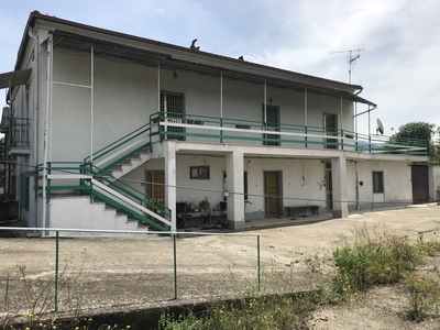 Casa indipendente in vendita 3 Stanze da letto a San Vittore Del Lazio