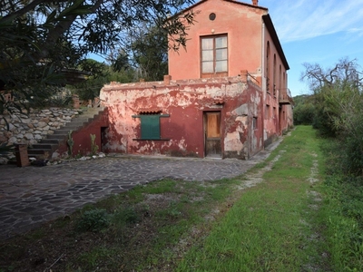 Casolare in vendita 5 Stanze da letto a Campo Nell'elba