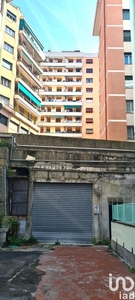 Immobile commerciale in vendita a Genova
