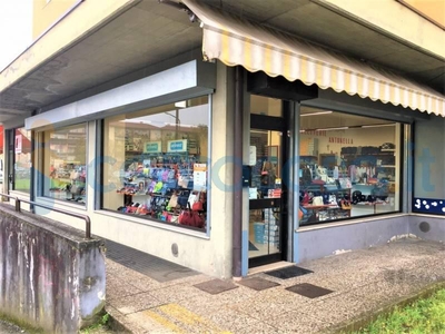 Negozio in vendita in Via Albinoni, Vicenza