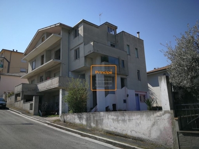 Prestigiosa casa in vendita Civitanova Marche, Italia