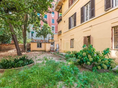 Prestigioso appartamento in vendita via Montevideo 22, Roma, Lazio