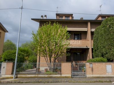 Vendita Villa a Schiera Via Giuseppe Giusti, Modena
