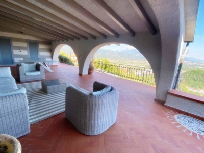 Villa con terrazzo, Vezzano Ligure vezzano superiore