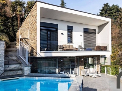 Villa in vendita Via Bellinzona, 41, Como, Lombardia