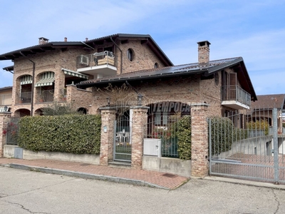 Vendita Villa a Schiera Via del Temo, 14, Cambiano